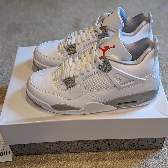 Jordan Retro 4 Tech White Oreo 9.5M w Receipt - Picture 6 of 6